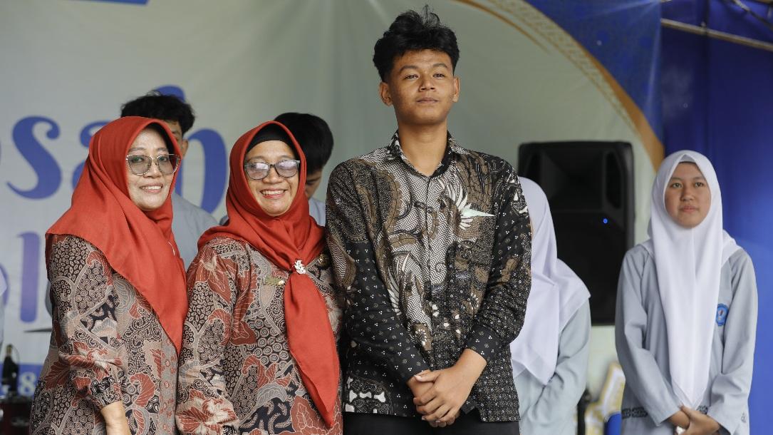 Asah Kepedulian Antarsiswa, Disdik Jabar Apresiasi Program Beasiswa Umrah SMAN 1 Padalarang