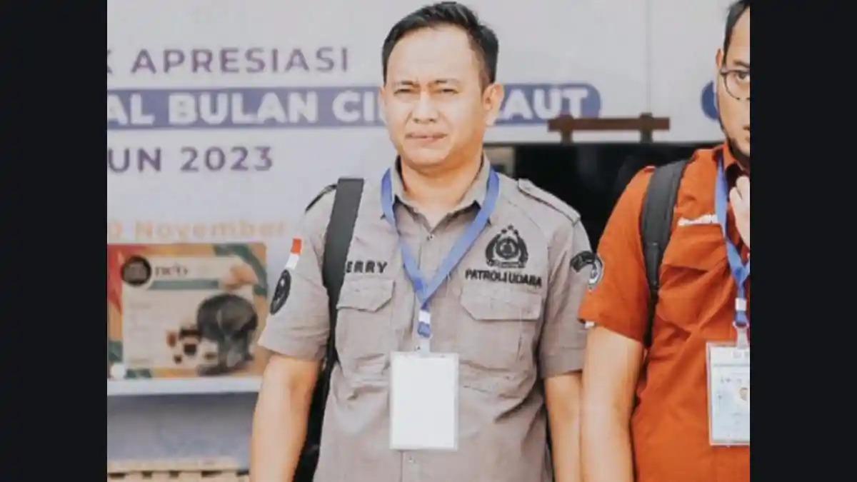 Sosok-Ferry-Irawan-korban-penumpang-pesawat-ART-jatuh-di-Maros-Sulawesi-Selatan.jpg