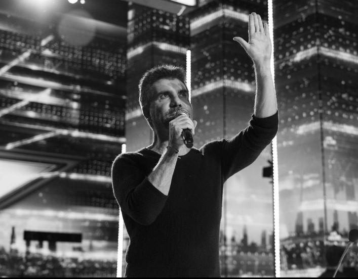 Sosok Simon Cowell Pemberi Golden Buzzer untuk Putri Ariani, Pemilik Label yang Naungi One Direction