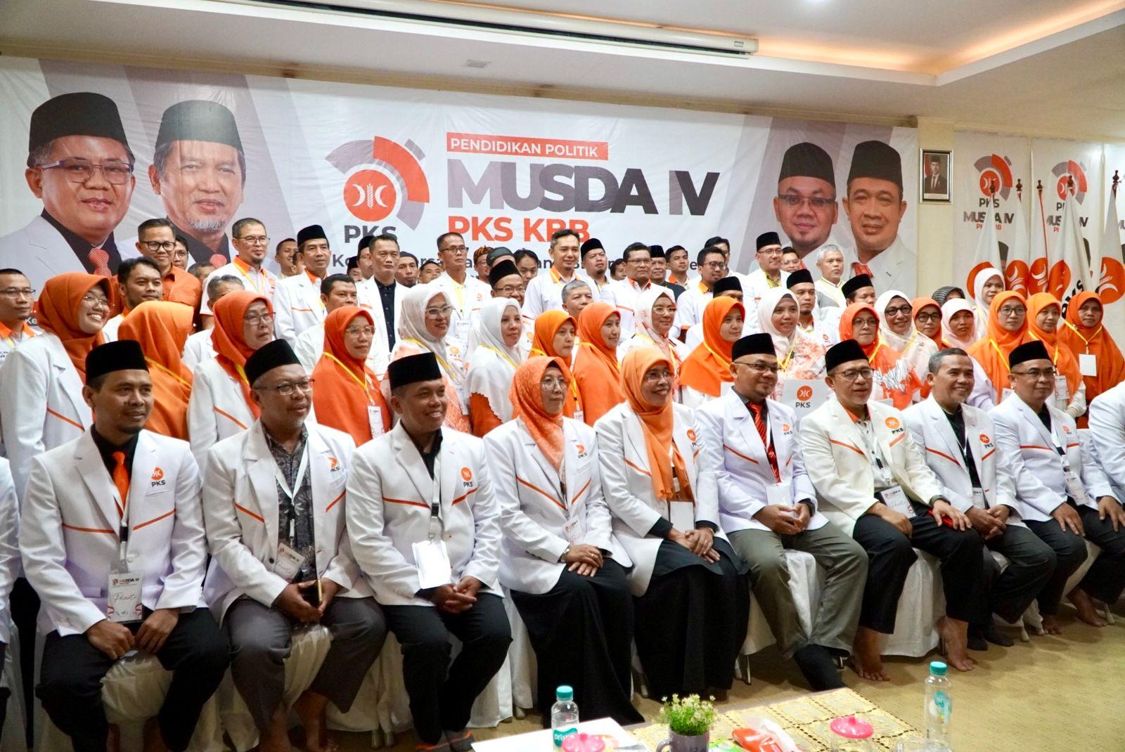 Sri-Dewi-Anggraeni-kader-PKS-Bandung-Barat-yang-juga-anggota-Komisi-II-DPRD-Jawa-Barat.jpg
