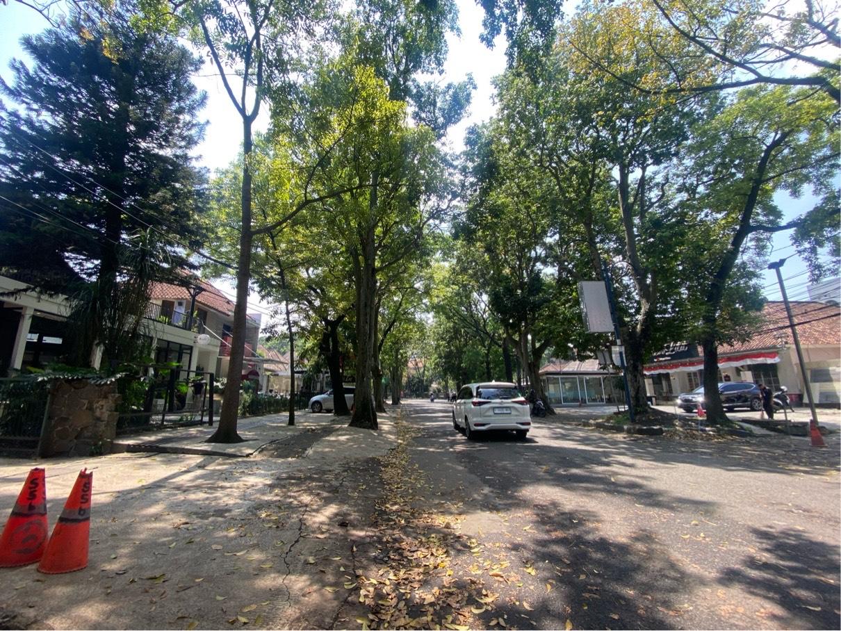 Suasana-Jalan-Trunojoyo-kaw.jpg