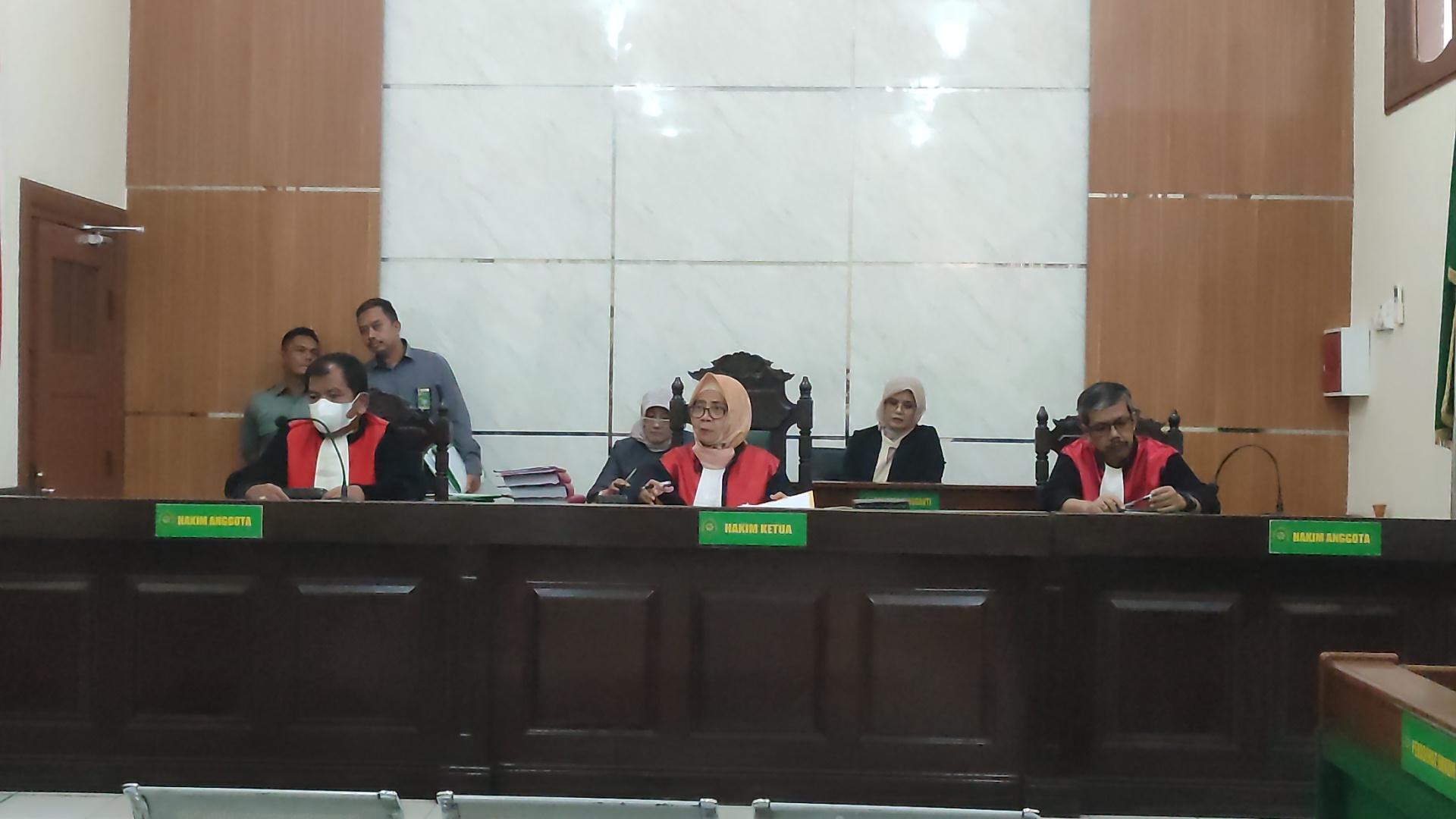 Suasana-sidang-gugatan-pimpinan-Pondok-Pesantren-Al-Zaytun.jpg