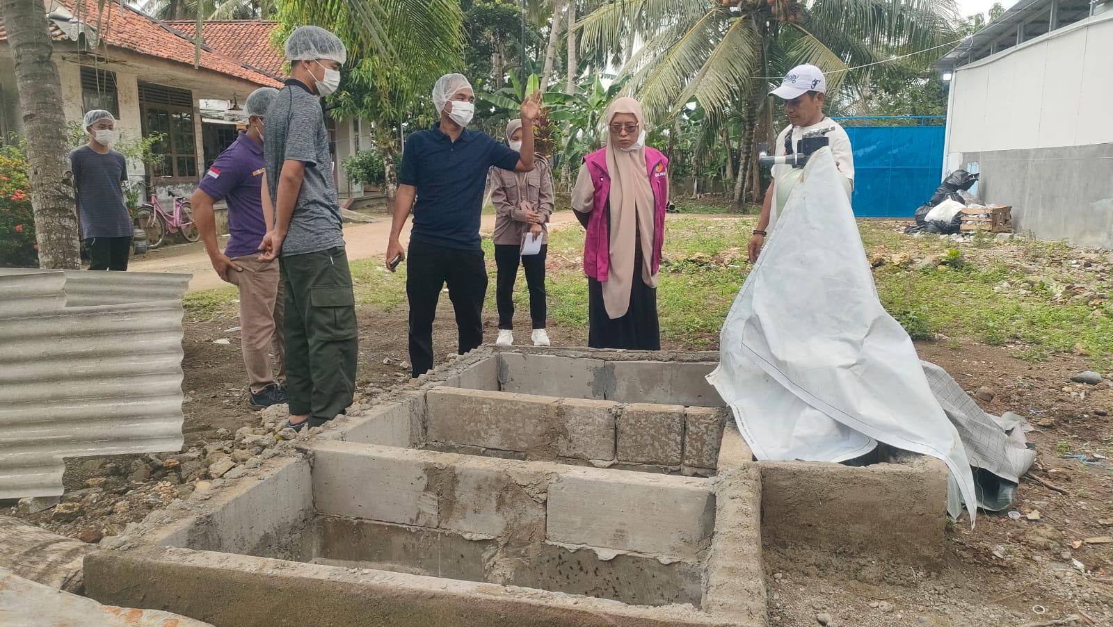 Tim-kesehatan-menggelar-sidak-fasilitas-SPPG-Banjarharja.jpg
