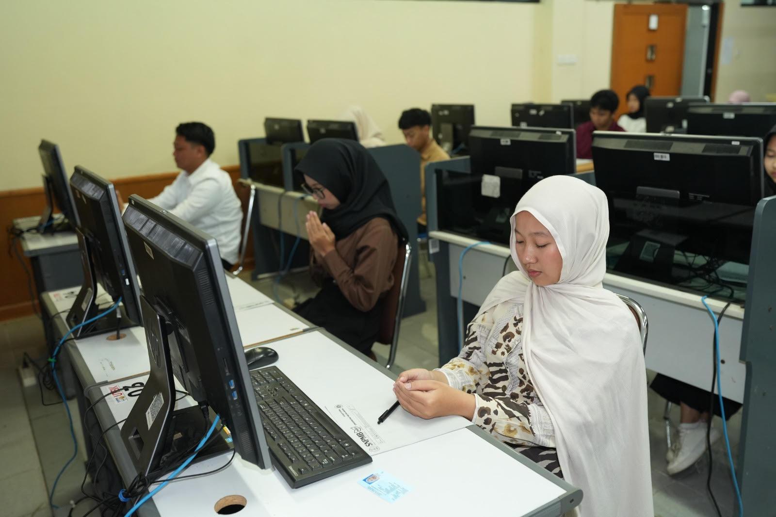 UTBK-HARI-PERTAMA-di-unpad.jpg