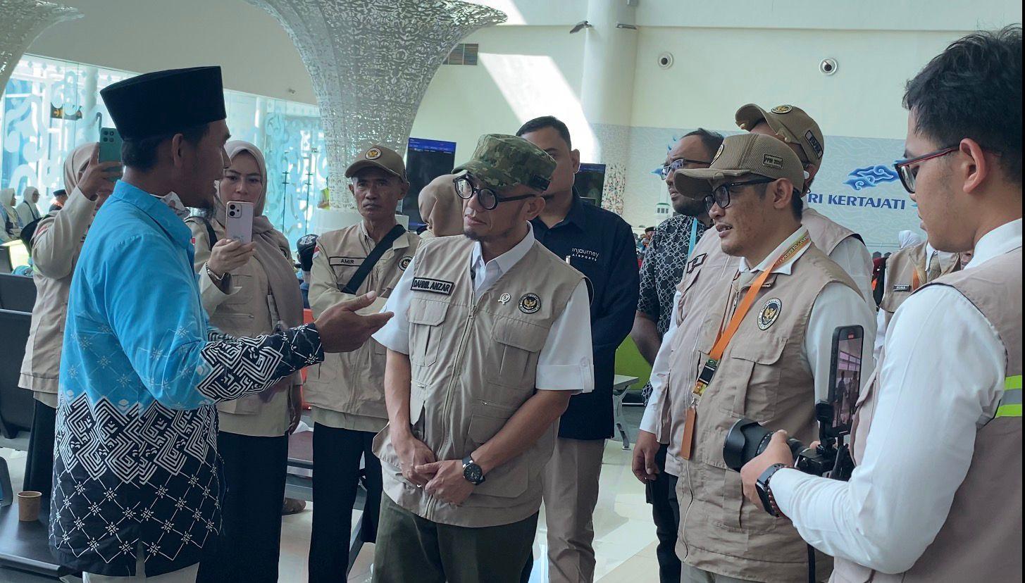 Wakil-Menteri-Haji-dan-Umrah-Dahnil-Anzar-Simanjuntak-saat-ku.jpg