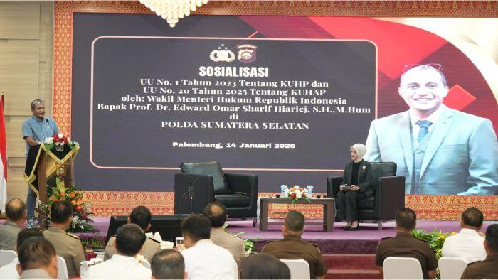 Wakil-Menteri-Hukum-Republik-Indonesia-Edwar-Omar-Sharif-Hiariej-melakukan-kunjungan.jpg