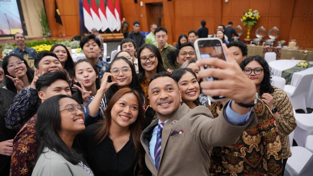 Paduan Suara Mahasiswa UK Maranatha Diundang Kemenbud RI Usai Raih Prestasi Internasional di Austria