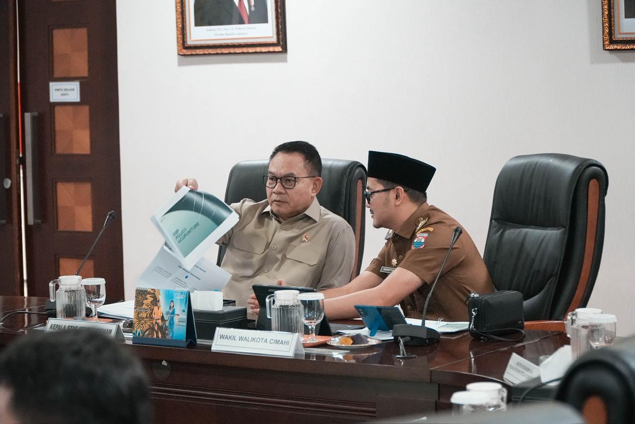 Wakil-Wali-Kota-Cimahi-Adhitia-Yudisthira-dalam-forum-diskusi.jpg
