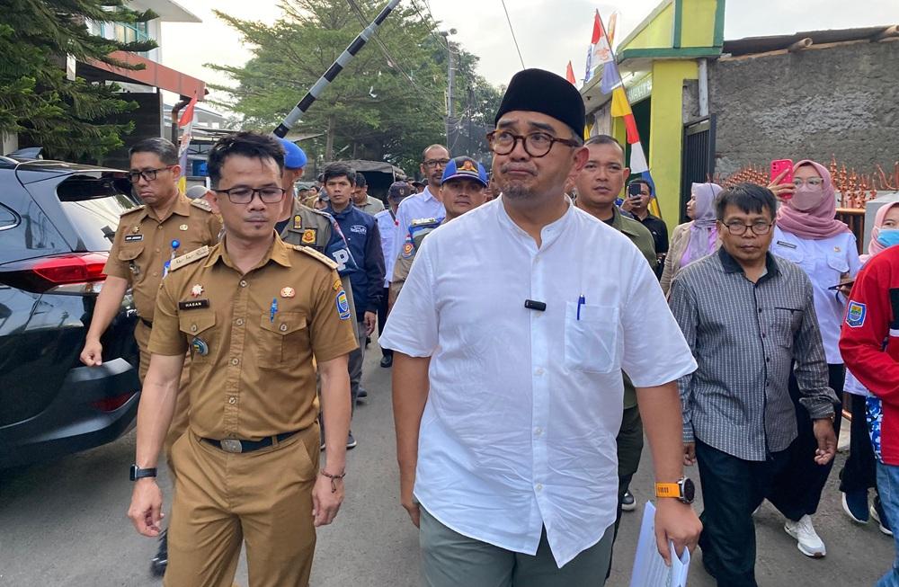 Wali-Kota-Bandung-Muhammad-Farhan-Siskamling-Bencana-di-Pelindung-Hewan.jpg