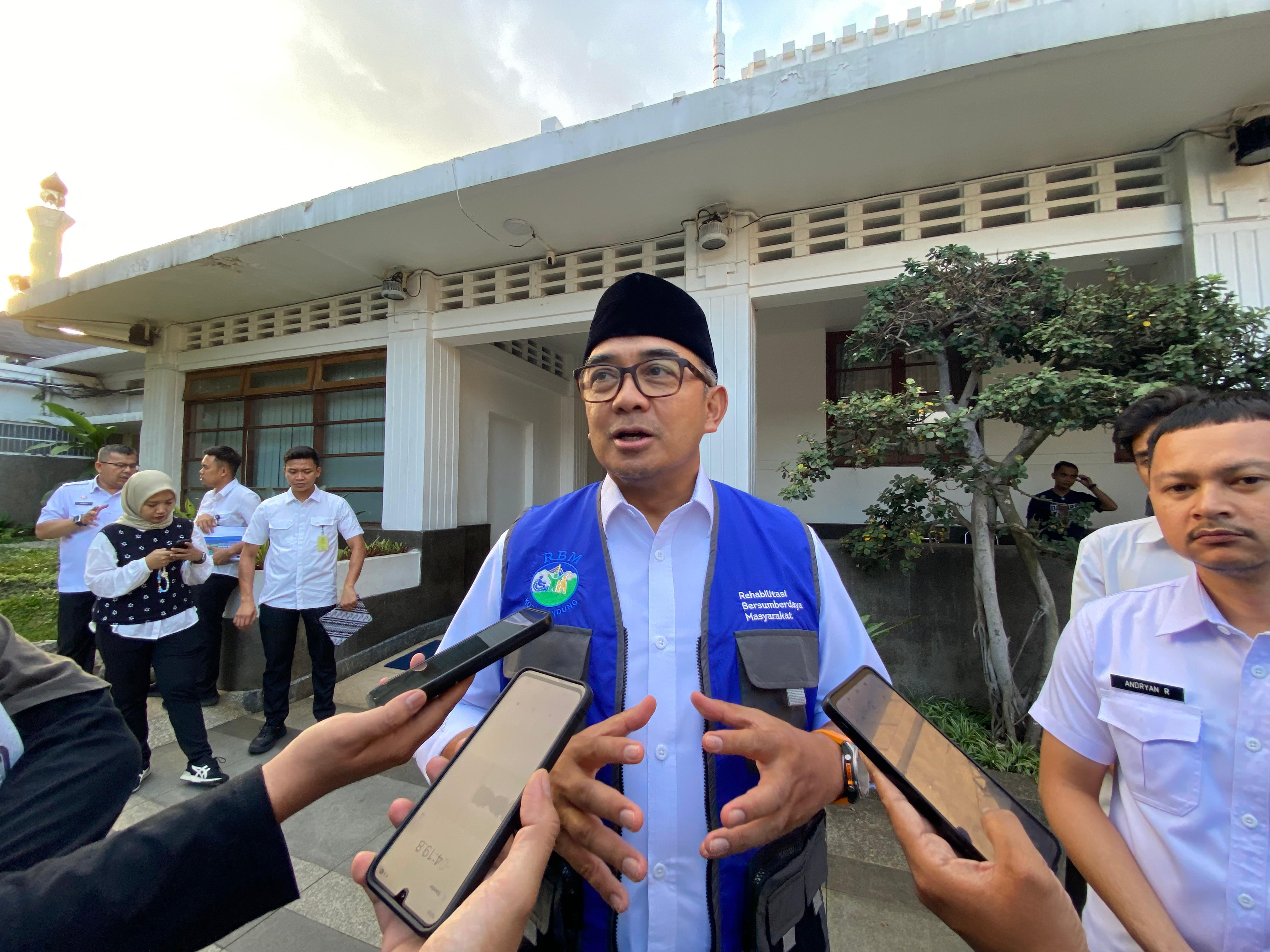 Dipastikan Sembuh, Wali Kota Bandung Farhan Akhirnya Pulang dari Rumah Sakit - Tribunjabar.id