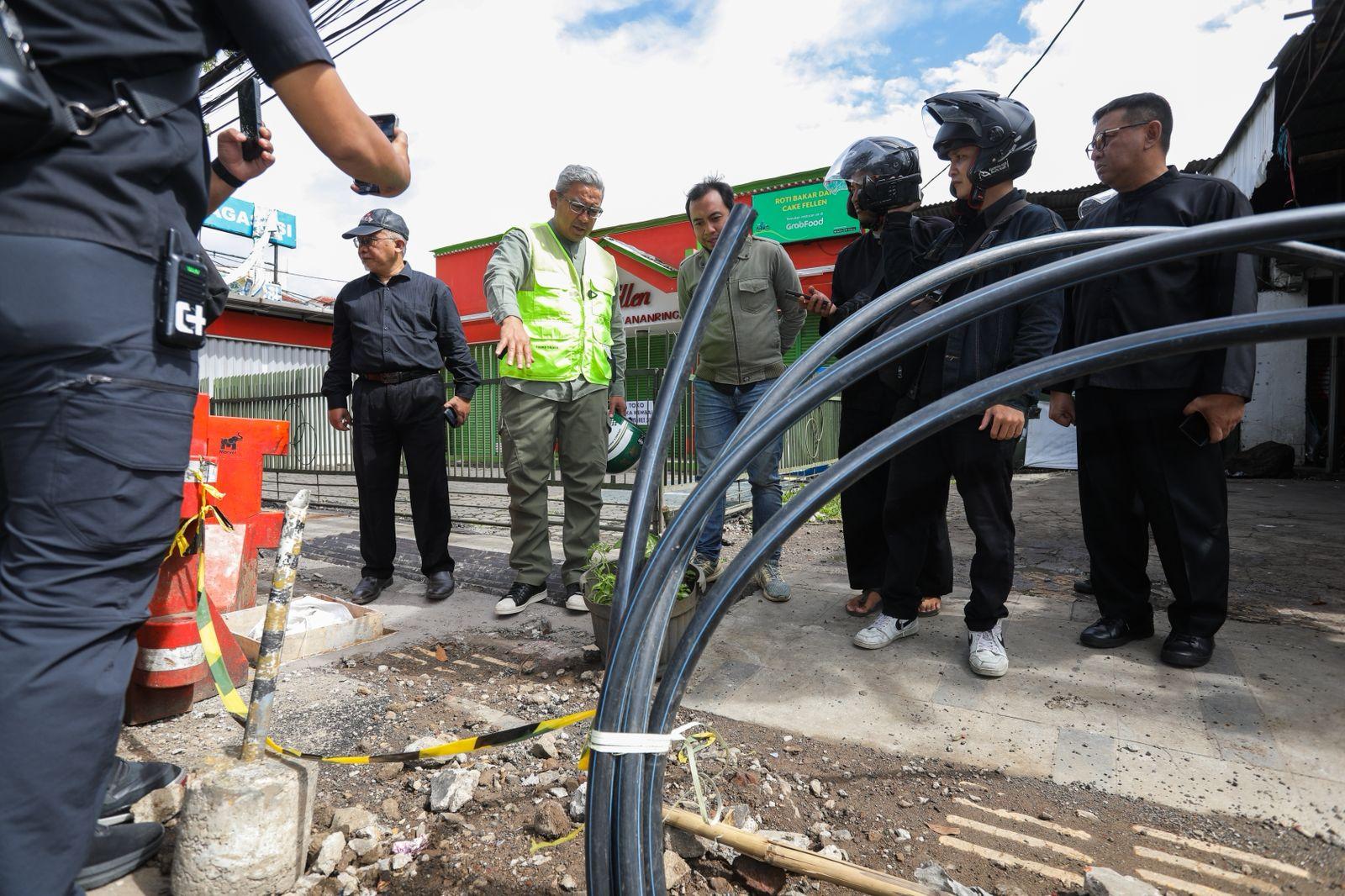 Farhan Soroti Proyek Galian di Bandung yang Dikerjakan Dua BUMD, Proses Perapian Harus Dipercepat