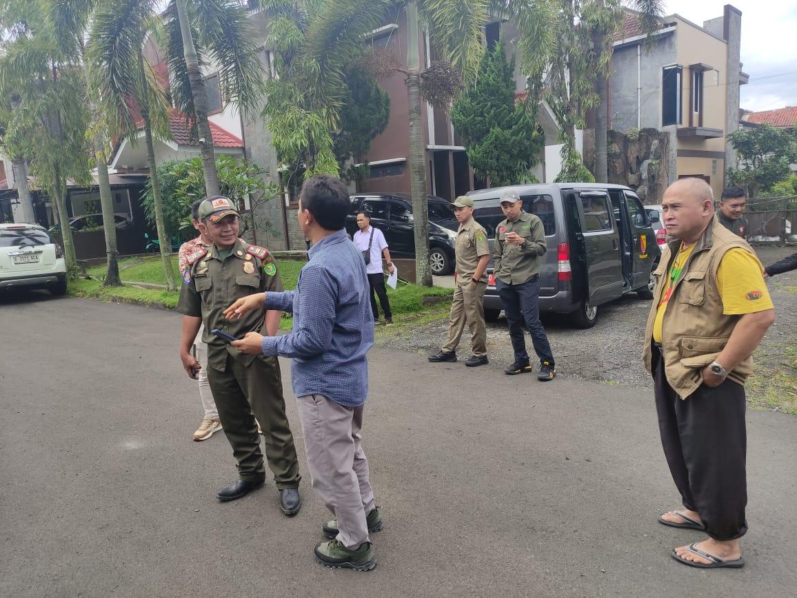 Warga-di-Cluster-Pinus-Perumahan-Bumi-Panyawangan-Cileunyi-keluhkan-alih-fungsi-RTH.jpg