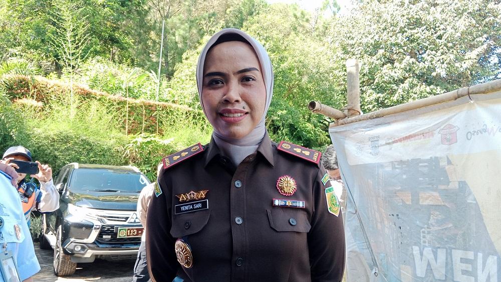 Yenita-Sari-saat-diwawancara-TribunJabariid.jpg