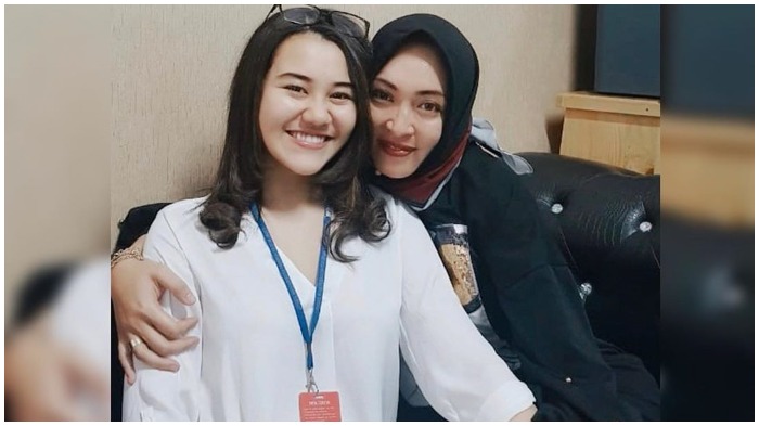 Penampilan Paling Gres Angelina Sondakh Setelah 7 Tahun Dipenjara, Semua Memuji