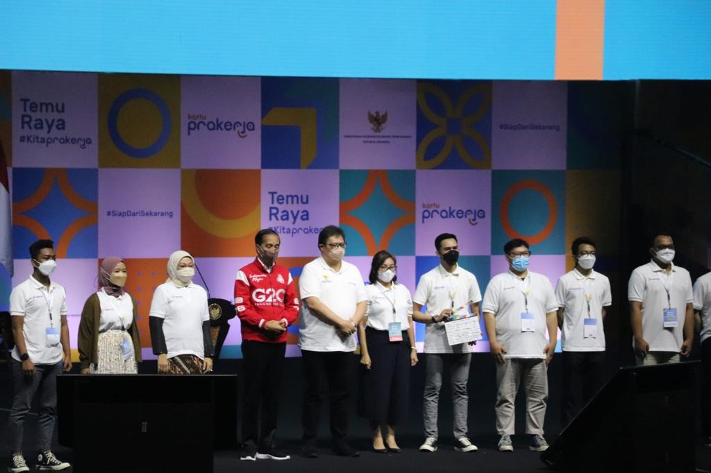 Apresiasi Kinerja Menko Perekonomian, Presiden Jokowi Puji Airlangga Sebagai ‘Motor’ Kartu Prakerja