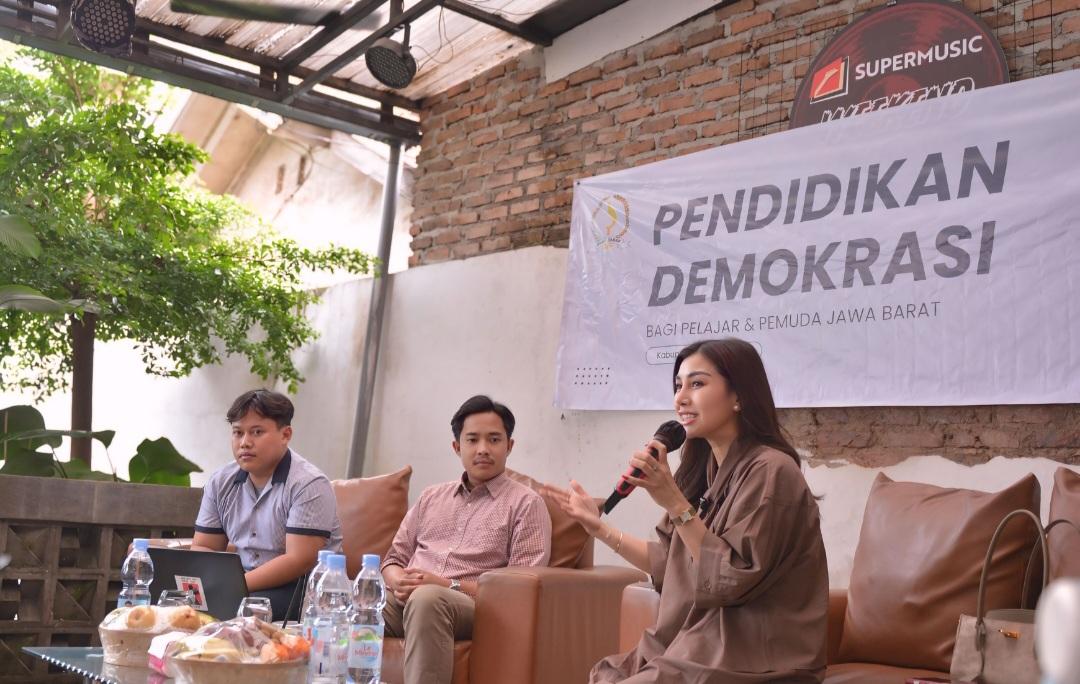 adv-amggota-dprd-jabar-nisya-ahmad-pendidikan-demokrasi.jpg