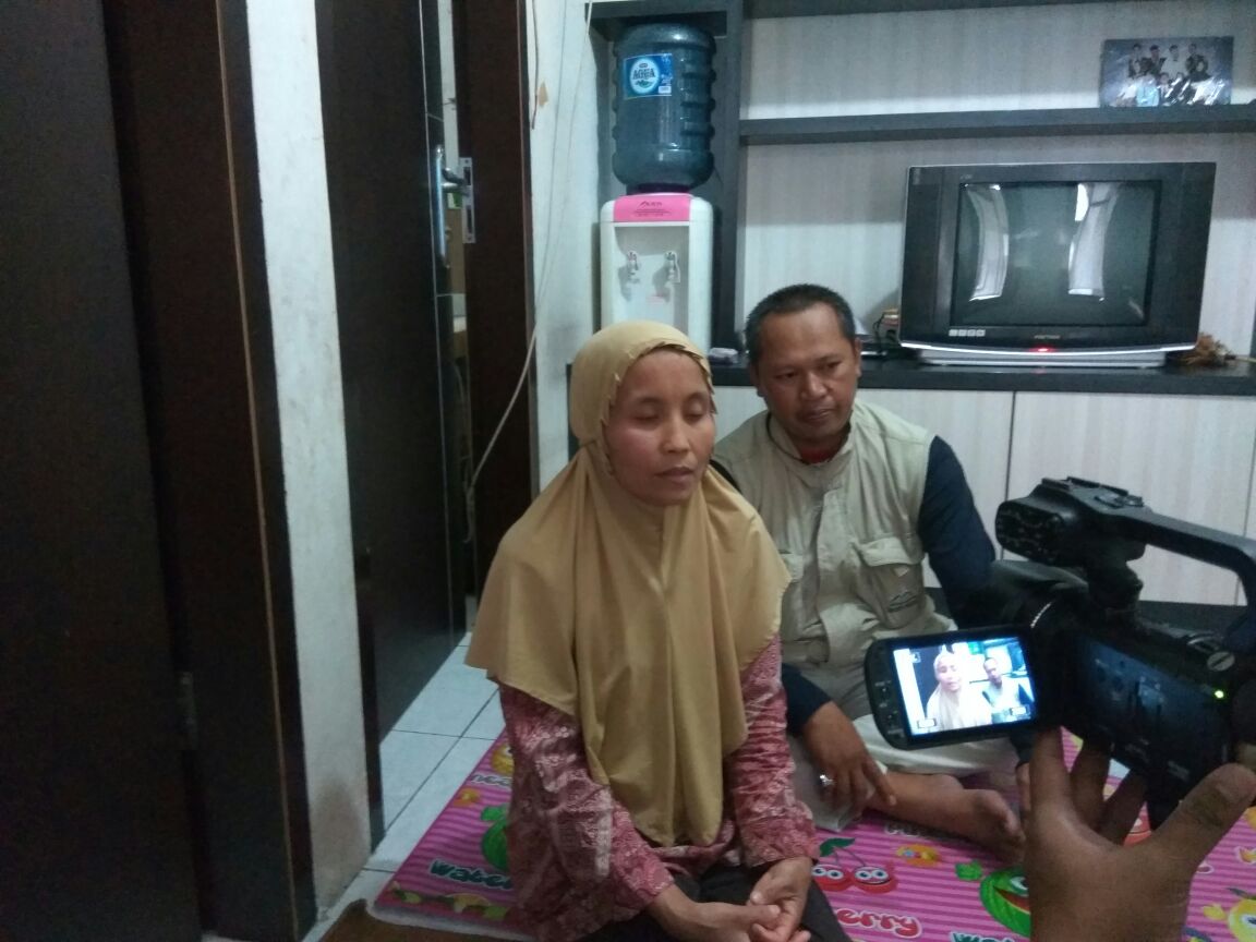 Sambil Menangis, Ai Mariamah Ibu Kandung Pelaku Bom Panci, Bercerita Soal Perubahan Pada Anaknya