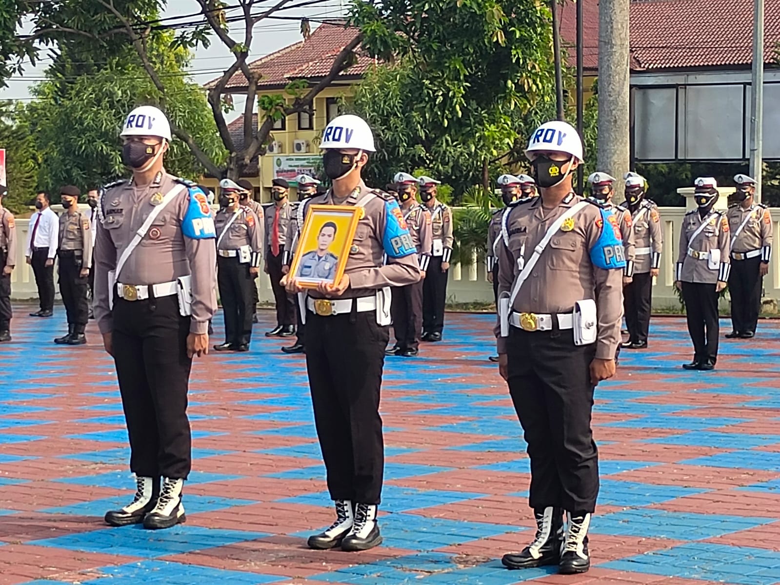 akbp-edwin-affandi-pimpin-upacara-pemberhentian-tidak-dengan-hormat.jpg