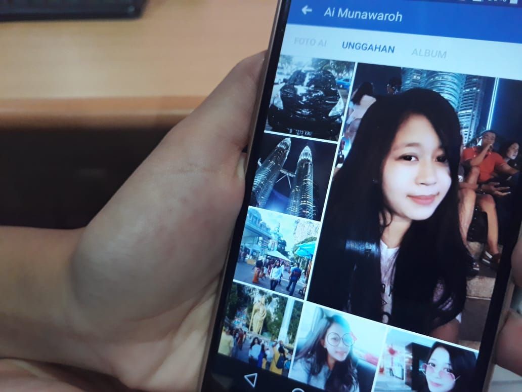 akun-facebook-diduga-milik-ai-munawaroh.jpg