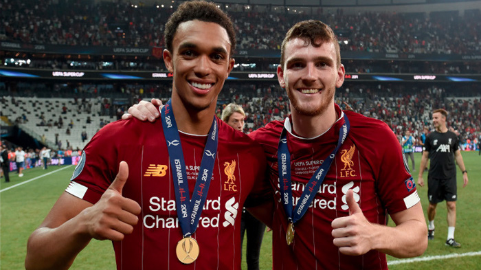 Candaan Kocak 2 Full Bek Liverpool Ribut Soal Assist di Twitter, Robbo Disuruh Lihat Bulan Mei Nanti