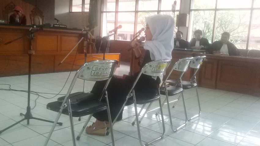 ani-nuritasari-istri-kedua-ojang-bersaksi_20161130_154646.jpg