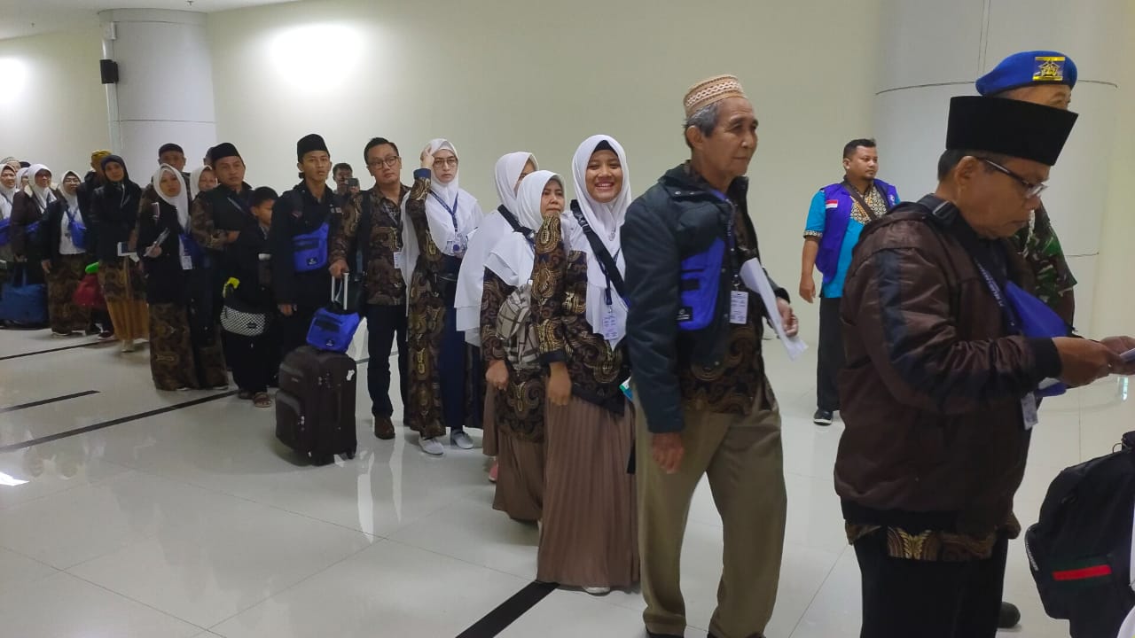 Cerita Calon Jemaah Umrah Majalengka Cari Vaksin Meningitis Sampai ke Purwakarta, Harga Lebih Mahal