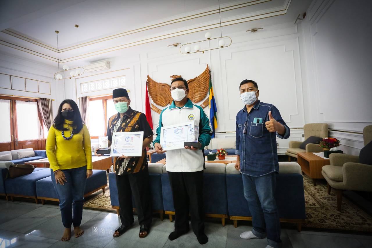 apresiasi-pada-pemkot-bandung-dan-dprd-kota-bandung-jumat-1922021.jpg