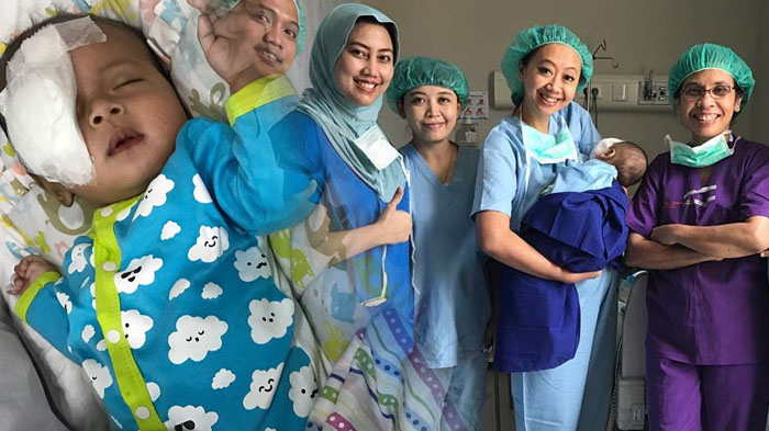 Anaknya Mengidap Katarak, Asri Welas Beberkan Penyebabnya. Tiap Ibu Harus Kenali Tanda Ini!