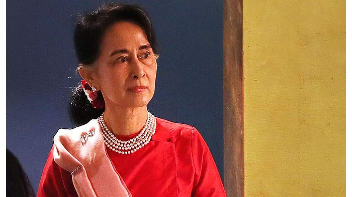 aung-san-suu-kyi-myanmar.jpg