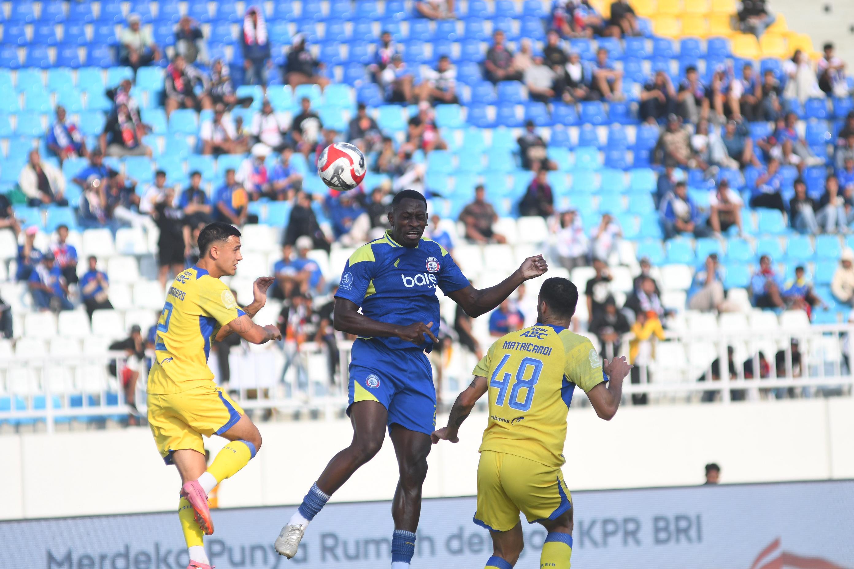 babak-pertama-laga-Arema-FC-vs-Persib-Bandung-Senin-2292025.jpg