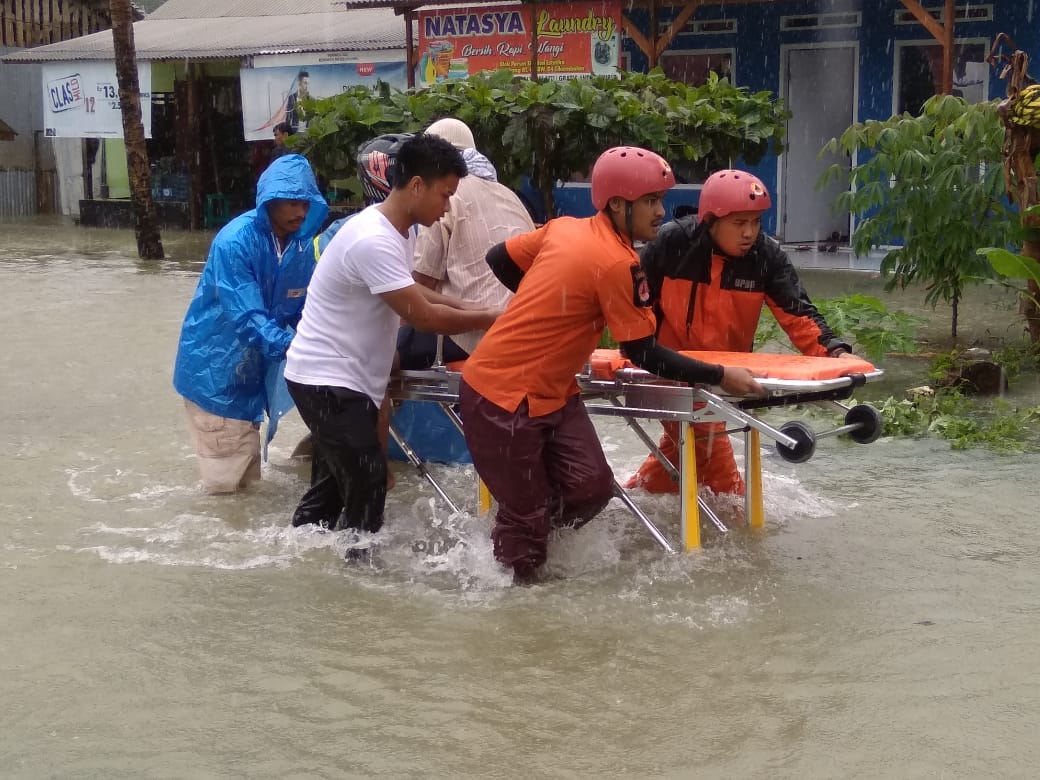 banjir-tasikmalaya_20181106_170013.jpg