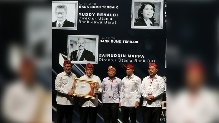 bank-bjb-dinobatkan-sebagai-salah-satu-peraih-penghargaan-bank-bumd-terbaik.jpg