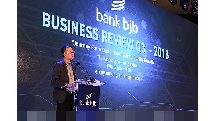 bank-bjb-menggelar-business-review-triwulan-iii-tahun-2018_20181031_115913.jpg