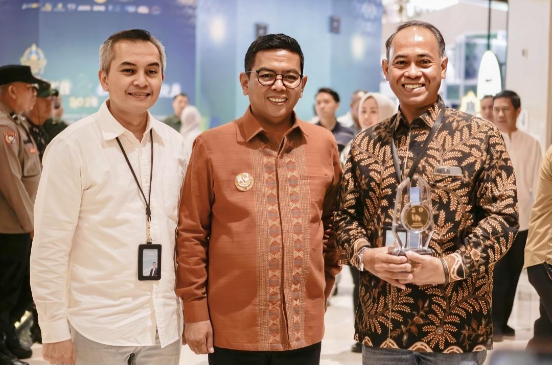 bank-bjb-meraih-penghargaan-Kategori-Perluasan-QRIS-Terbanyak-pada-ajang-Digital.jpg