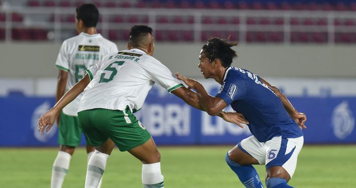 Bek Andalan Persib Ini Sepakat Perpanjang Kontrak Dua Tahun, Tak Mau Gagal Lagi di Musim Depan