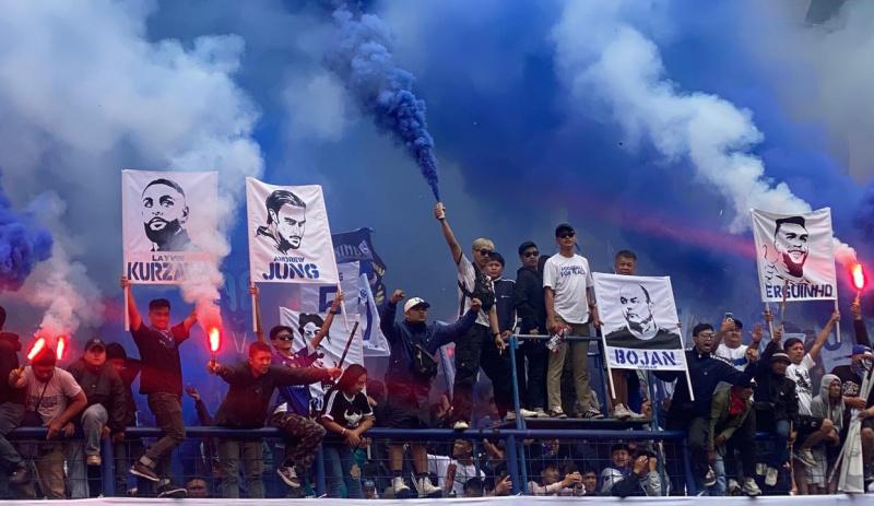 bobotoh-di-stadion-gbla-persib-vs-persija.jpg