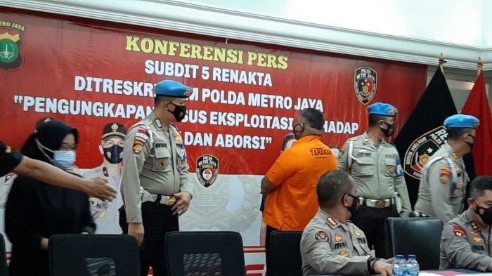 DIPECAT, Bripda CS Polisi Mabuk yang Tembak Mati 3 Orang di Tempat Hiburan Malam di Cengkareng