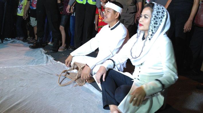 bupati-purwakarta-dedi-mulyadi-dan-cagub-jabar-dari-pdip-puti-soekarnoputri_20170804_222130.jpg