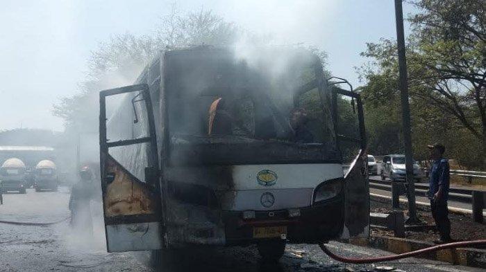 bus-terbakar-di-sidoarjo.jpg