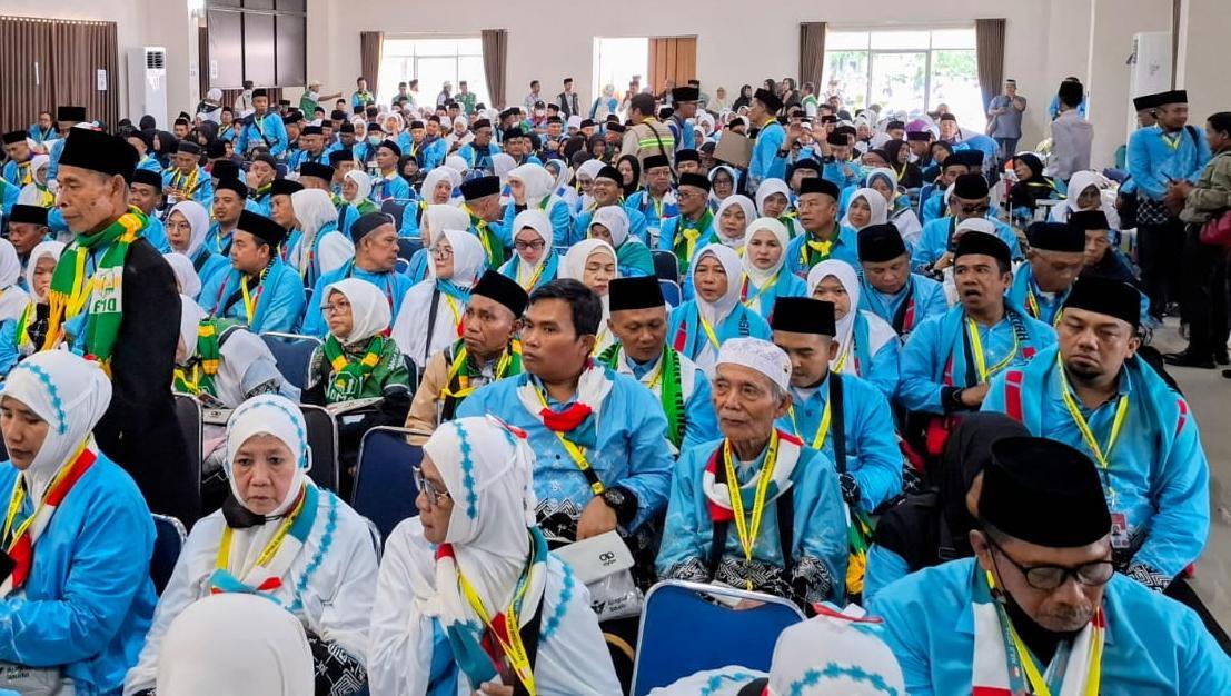 Resmi Diberangkatkan, Jemaah Haji Asal Kabupaten Bandung Menuju Jeddah Via BIJB Kertajati