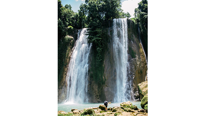 curug-cikaso-di-geopark-ciletuh-di-kabupaten-sukabumi.jpg
