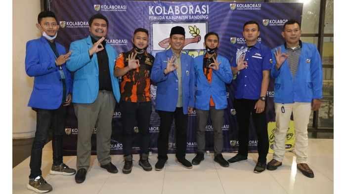 Dadang-Sahrul Akan Ciptakan 100 Ribu Lapangan Kerja dan Beri Beasiswa S1 S2 Jika Jadi Bupati Bandung