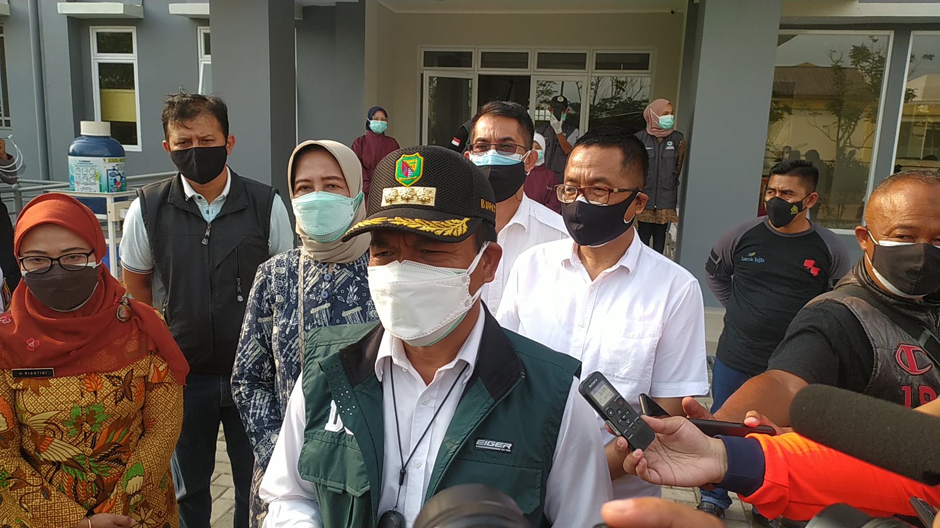 dadang-supriatna-akui-akan-siapkan-reward-bagi-windy-cantika-aisah.jpg