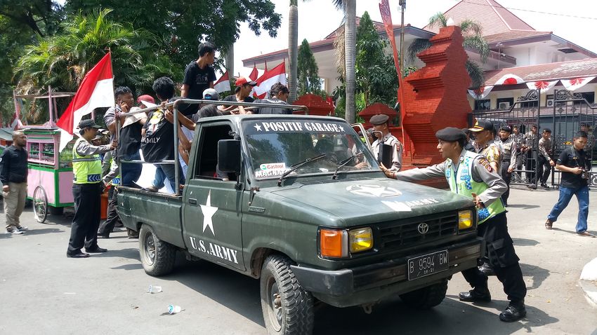 Sudah Lima Tahun Buron, Maling Ini Diciduk Polisi Saat Berorasi dalam Aksi Demo di Gedung DPRD
