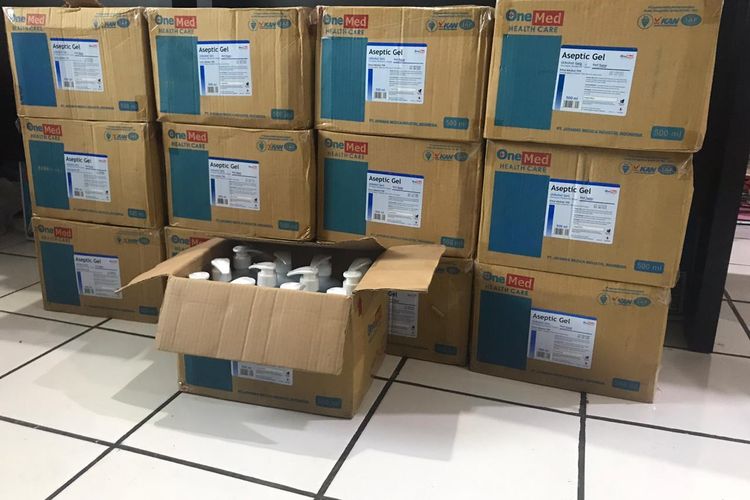 Dua Warga Semarang Ditangkap Polisi Setelah Ketahuan Timbun Masker dan Cairan Antiseptik