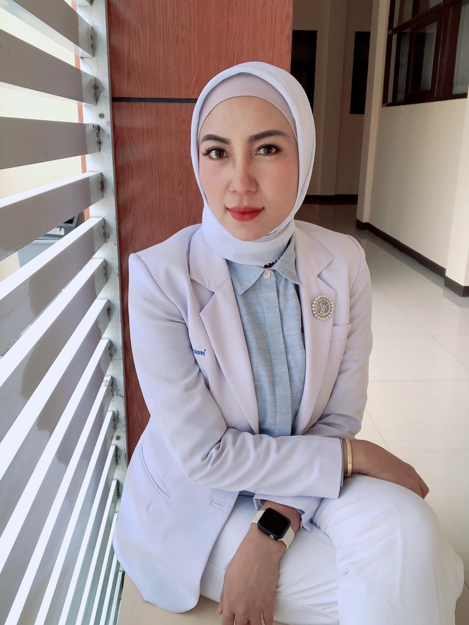 dokter-evi-novitasari-mm.jpg