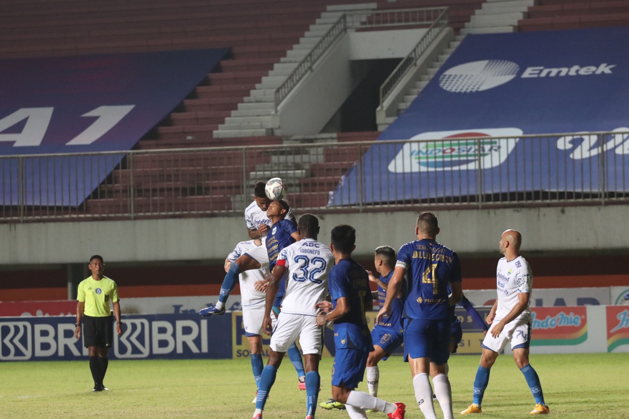 duel-persib-vs-psis-semarang-26-oktober.jpg