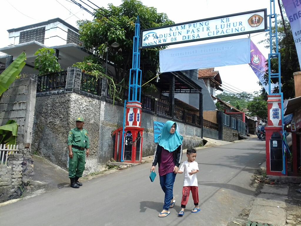 dusun-pasirluhur-di-desa-cipacing-kecamatan-jatinangor.jpg