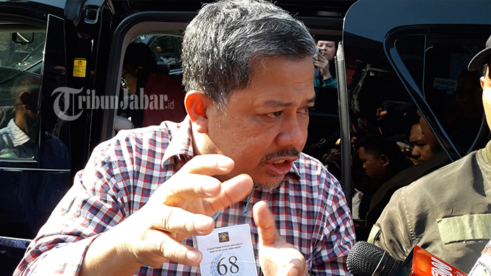 fahri-hamzah-di-lapas-kelas-i-sukamiskin-bandung_20180801_120209.jpg