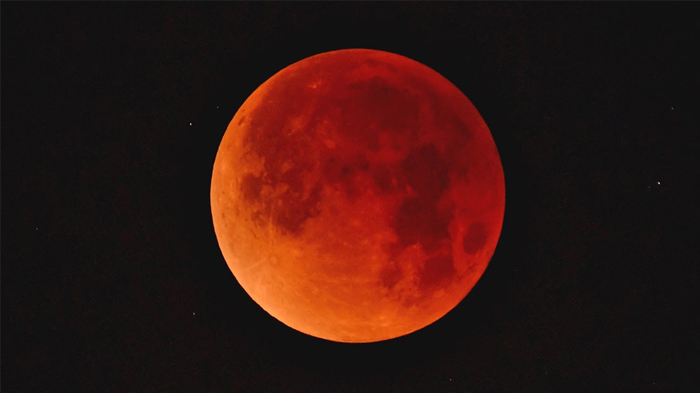 fakta-menarik-gerhana-bulan-total-blood-moon_20180726_153101.jpg